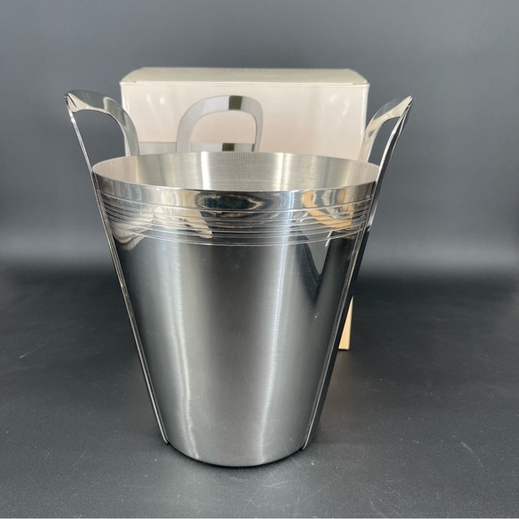 LENOX TUSCANY CLASSICS® STAINLESS CHAMPAGNE BUCKET - Picture 1 of 12